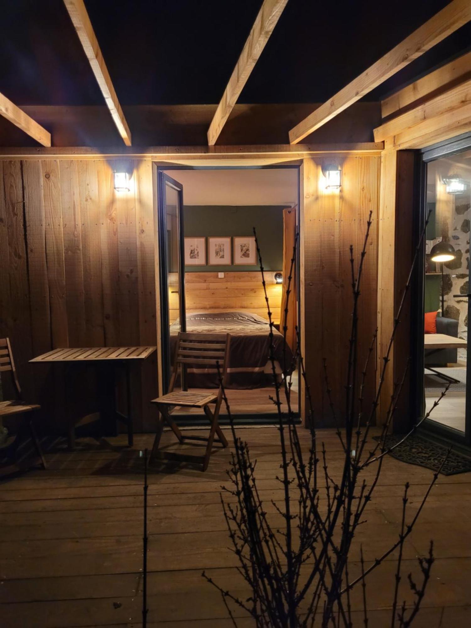 La Maisonnette Sous Le Cerisier Bergonne ภายนอก รูปภาพ