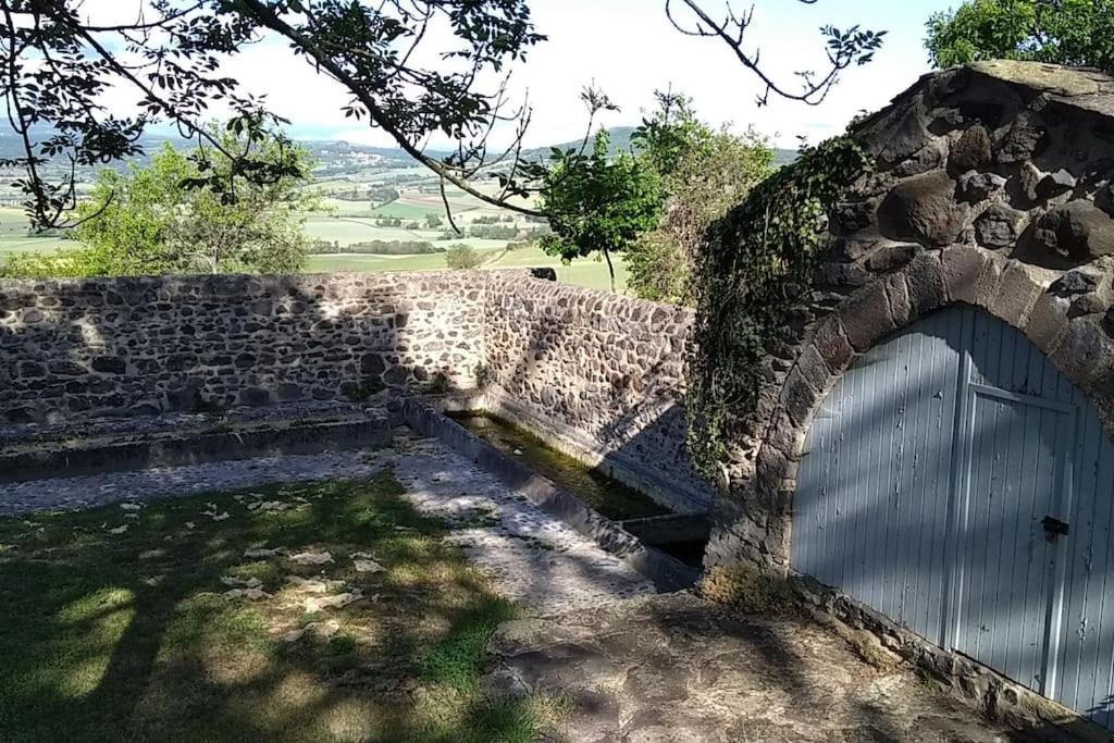 La Maisonnette Sous Le Cerisier Bergonne ภายนอก รูปภาพ